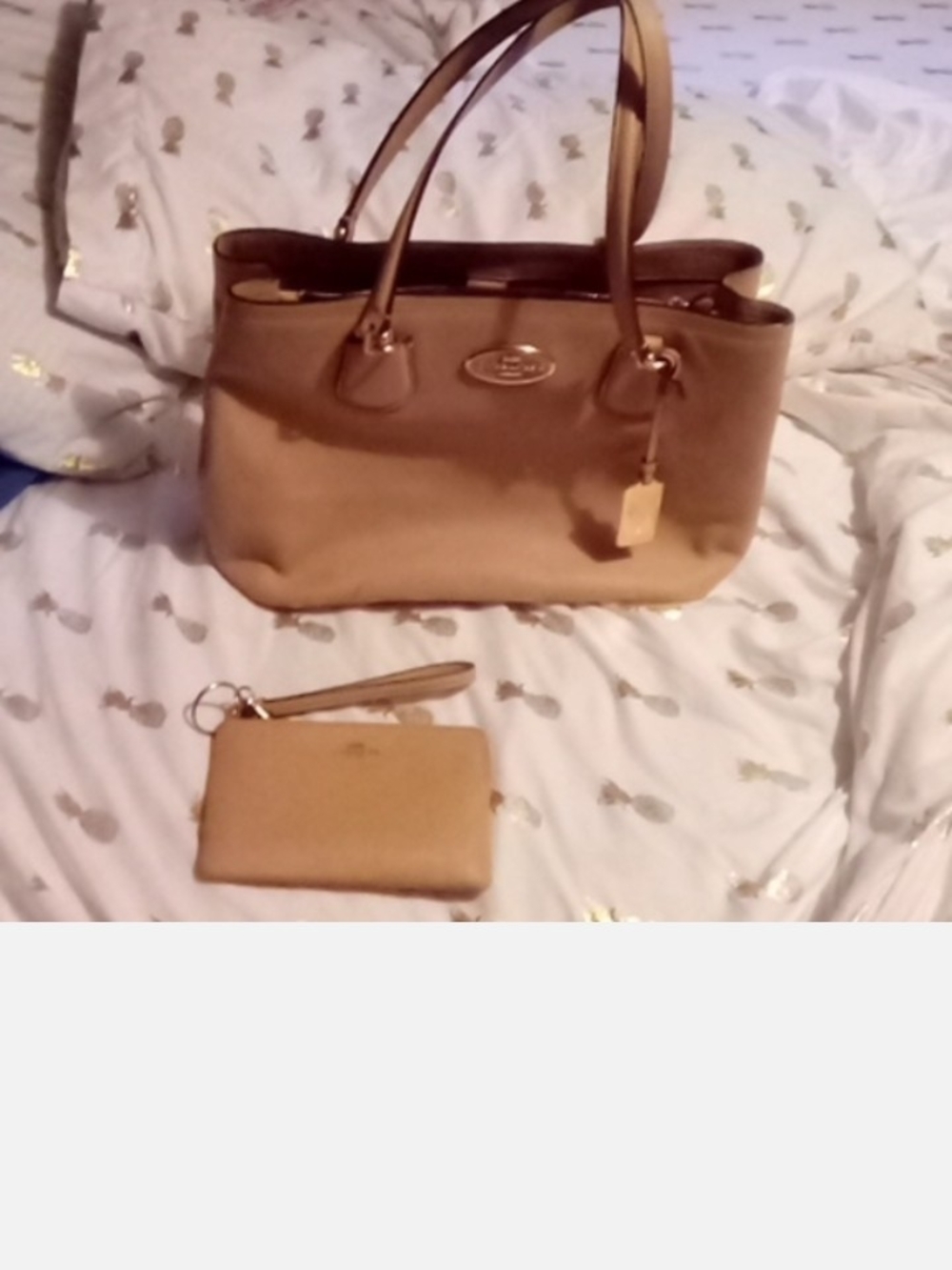 Coach Large Leather Tan Tote with Matching Wristlet